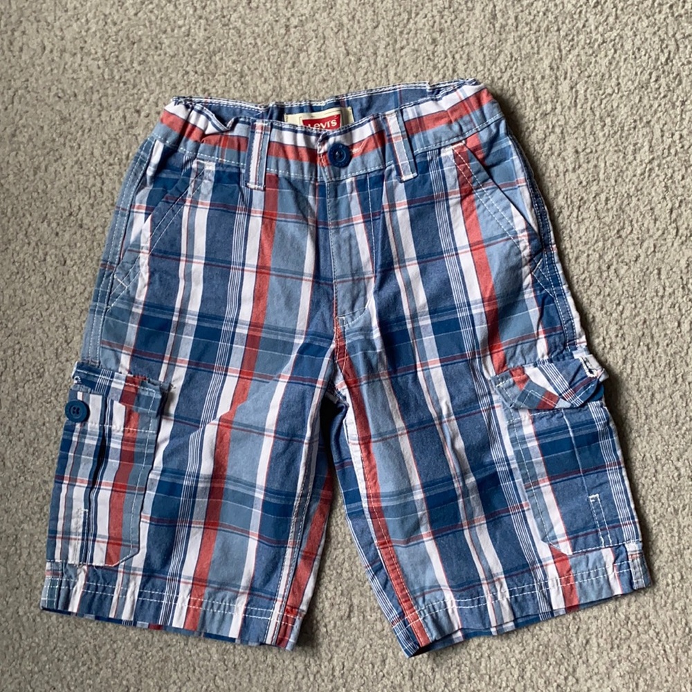 Levi’s boys shorts size 8. NWOT. Never worn